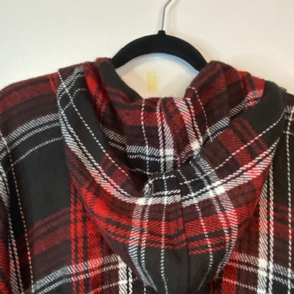 Torid black and red plaid poncho - Picture 10 of 11